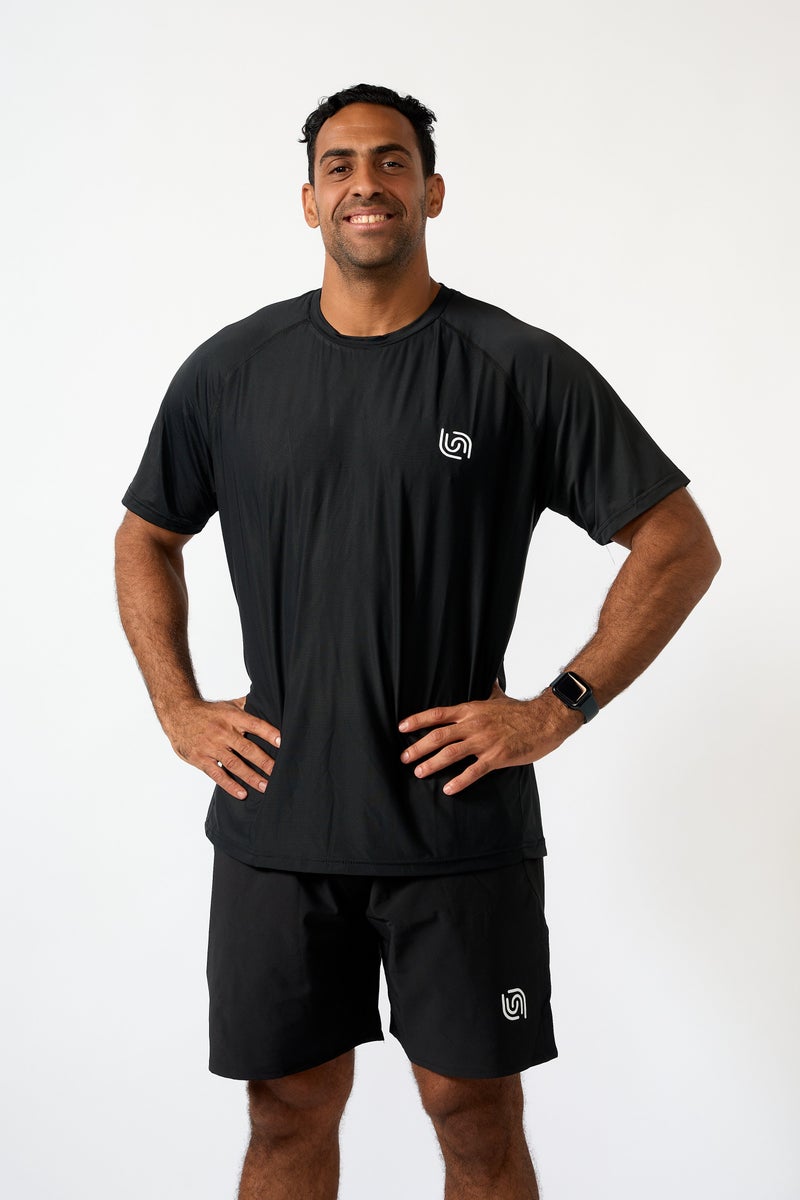 Beyond sportswear Men's Black essential T-shirt - Image 4